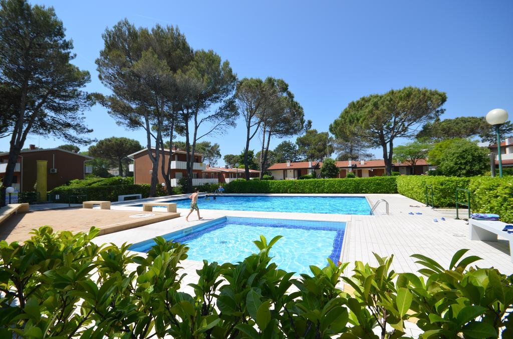 Villaggio Club Dei Pini Bibione Eksteriør bilde